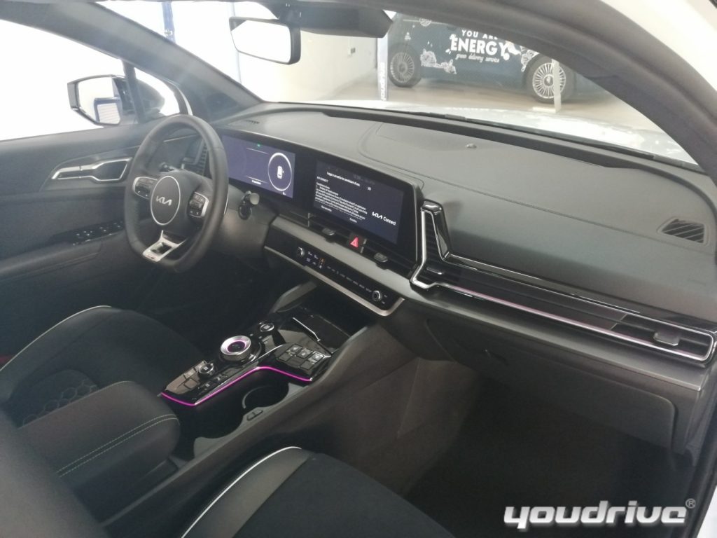 KIA Sportage / 1.6 HEV FULL HYBRID BENZINA - 10