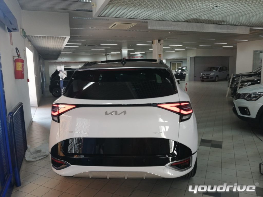 KIA Sportage / 1.6 HEV FULL HYBRID BENZINA - 4