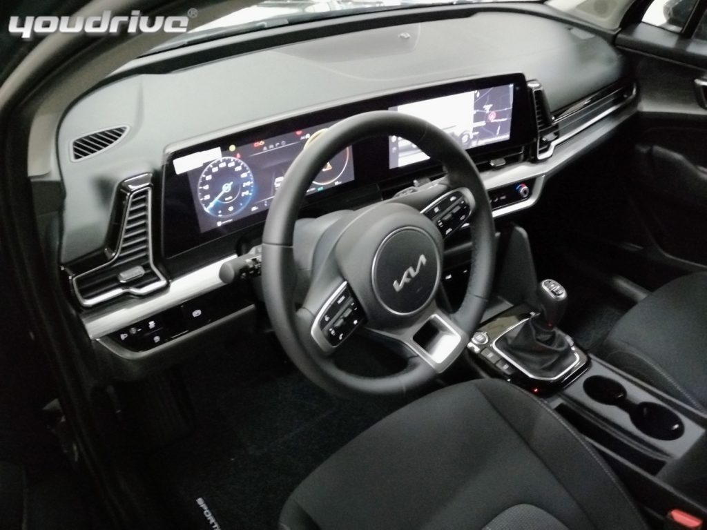 KIA Sportage / 1.6 TGDi AWD AT6 PHEV BUSINESS 245 CV - 19