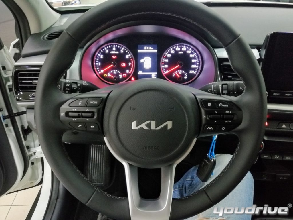 KIA Stonic / 1.2 MPI 79 CV City - 10