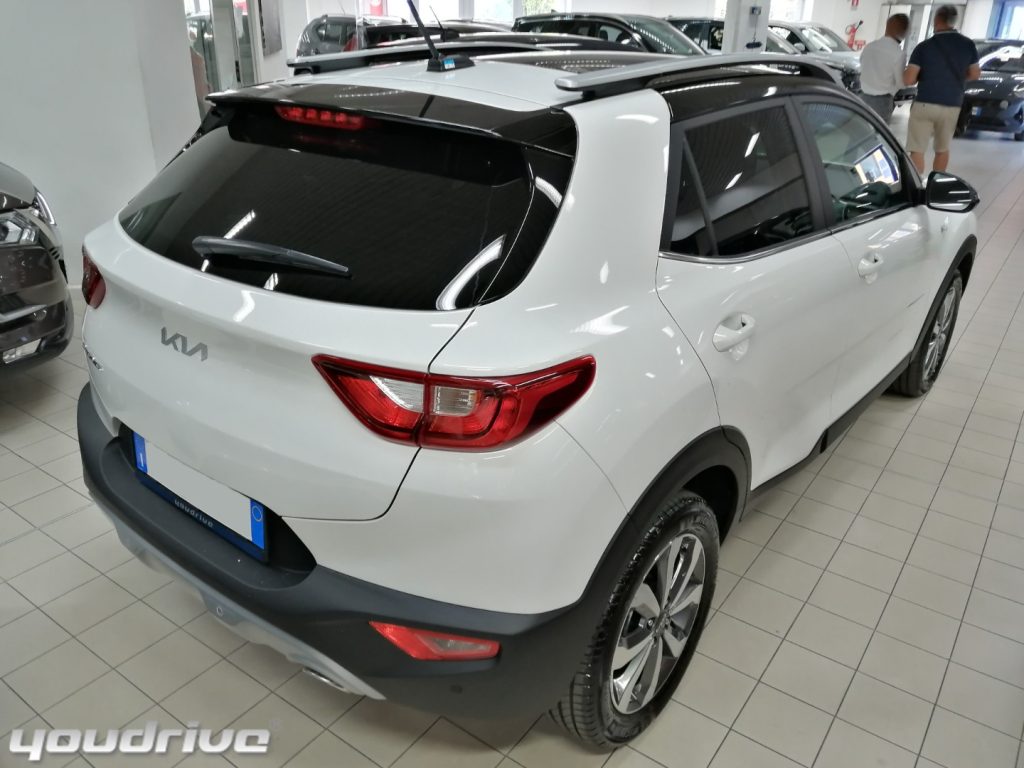 KIA Stonic / 1.2 MPI 79 CV City - 22
