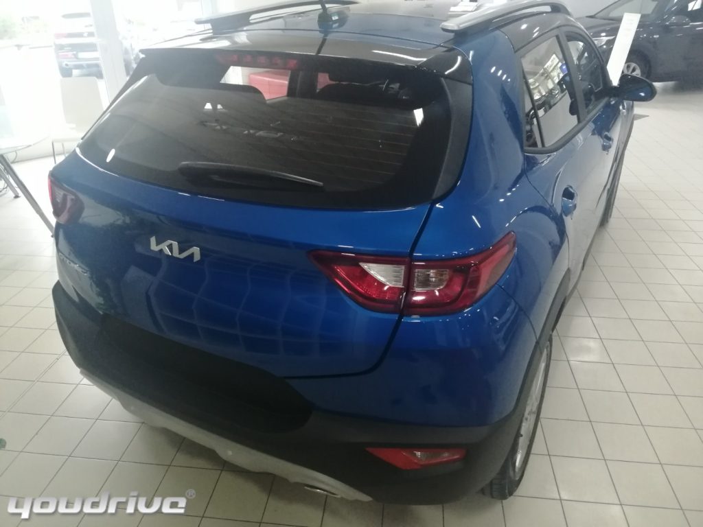 KIA Stonic / 1.0 T-GDi 100 CV MHEV MT Style Special Edition - 4