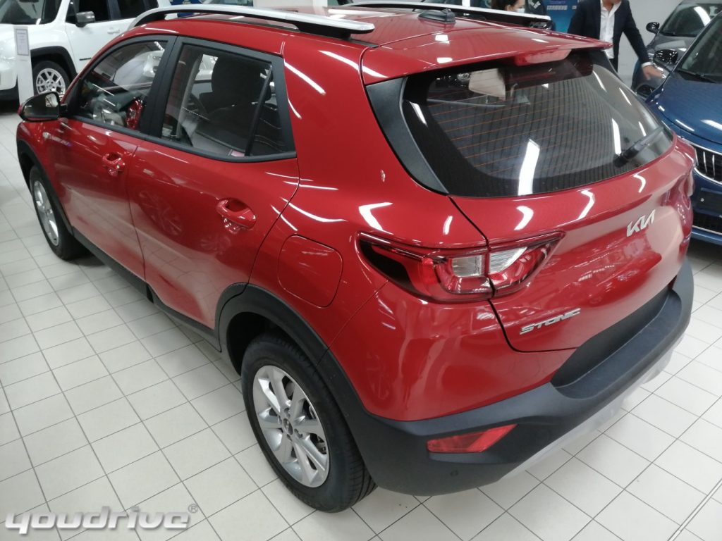 KIA Stonic / 1.0 T-GDi 100 CV MHEV MT Style Special Edition - 3