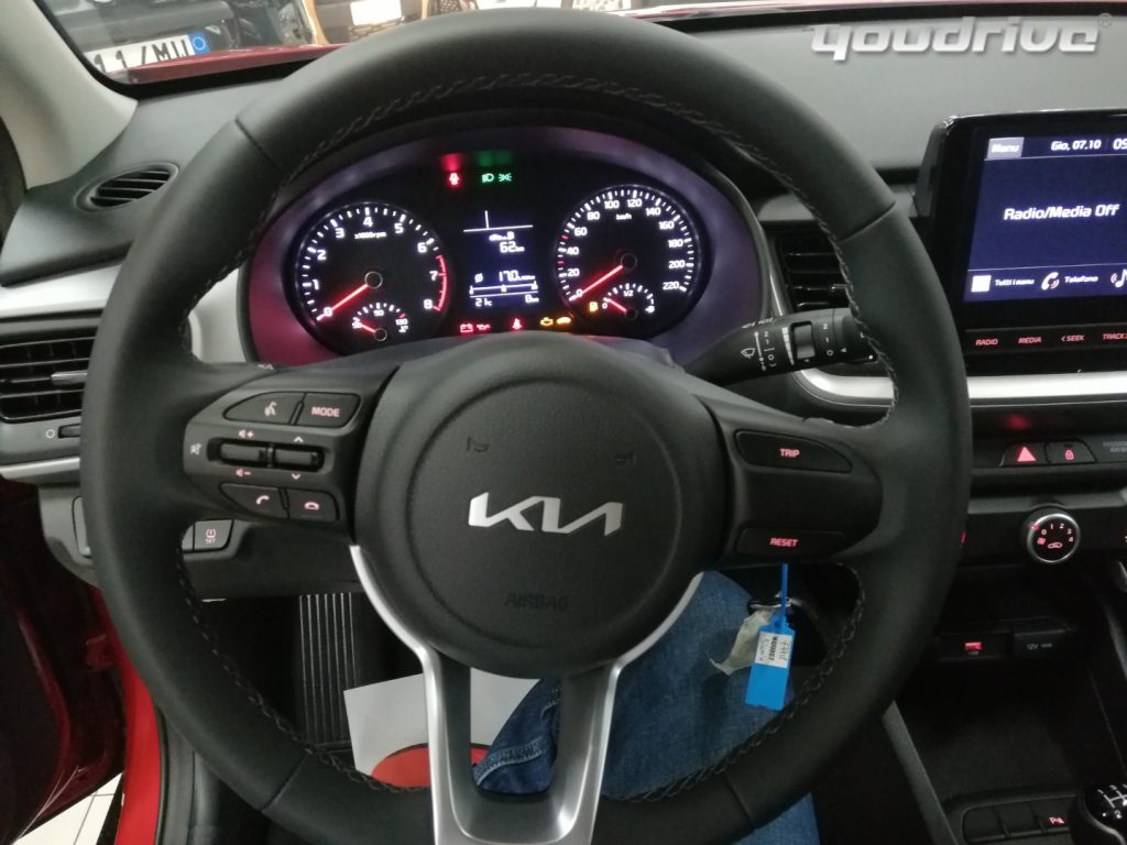 KIA Stonic / 1.0 T-GDi 100 CV MHEV MT Style Special Edition - 10