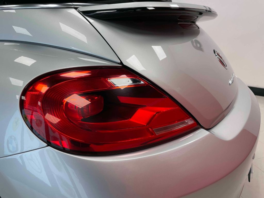 VOLKSWAGEN Maggiolino CABRIO 1.6 TDI DESIGN 105CV - 13