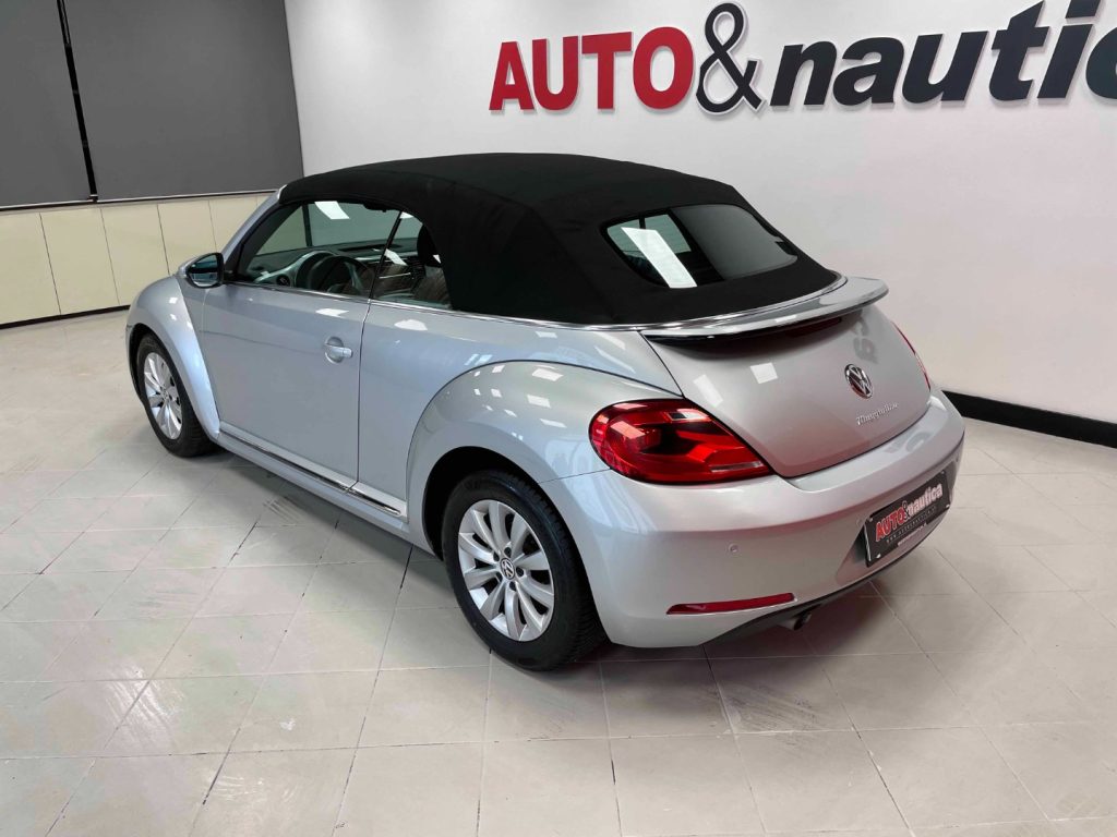 VOLKSWAGEN Maggiolino CABRIO 1.6 TDI DESIGN 105CV - 44