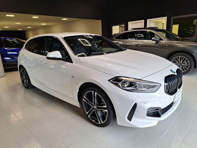 BMW 118 Bianco metallizzato
