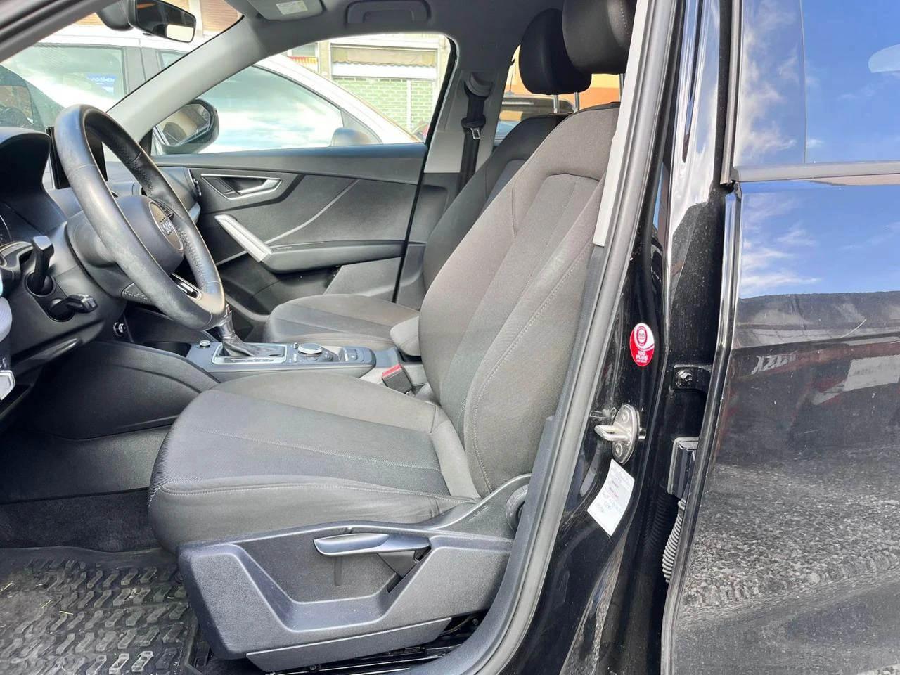 AUDI Q2 30 TDI S tronic Business Design - 13