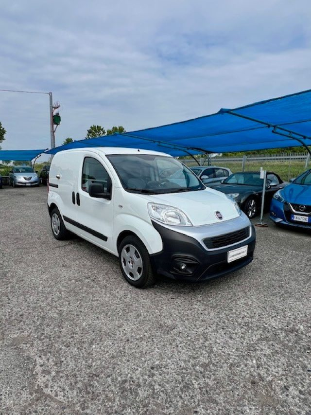 FIAT Fiorino Bianco pastello