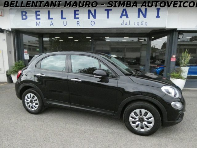 FIAT 500X Nero pastello
