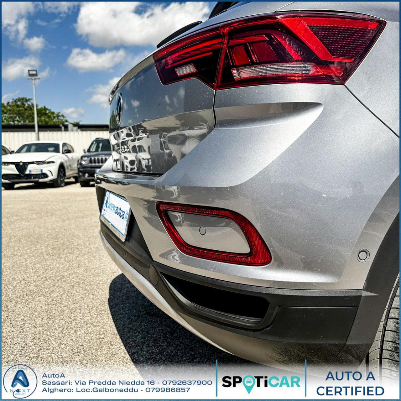 VOLKSWAGEN T-Roc 1.0 TSI Style - 28