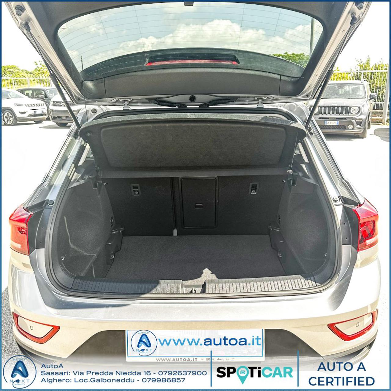 VOLKSWAGEN T-Roc 1.0 TSI Style - 9