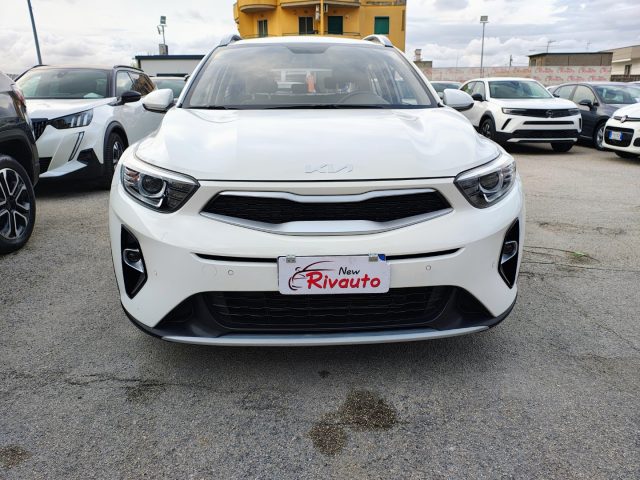 KIA Stonic Bianco metallizzato