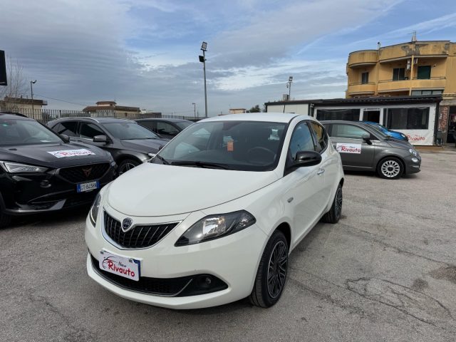 LANCIA Ypsilon Bianco metallizzato