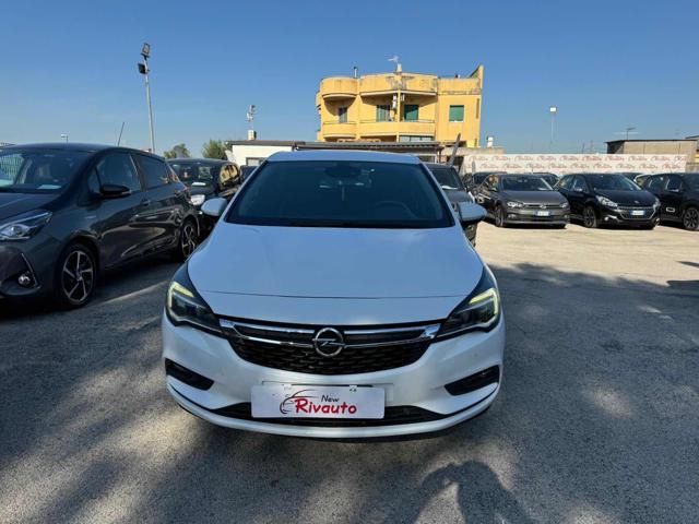 OPEL Astra Bianco perlato