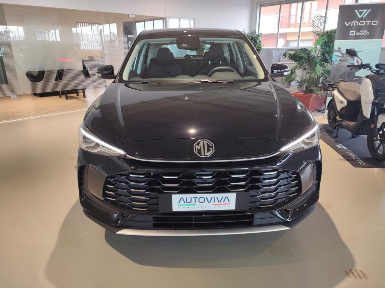 MG ZS 1.5 VTi-tech Standard - 2