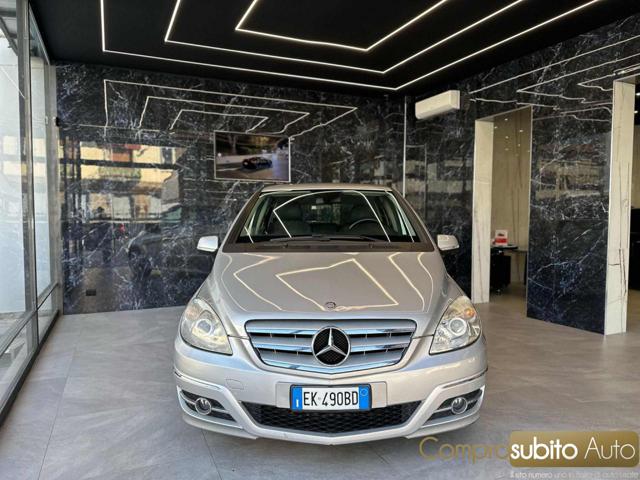 MERCEDES-BENZ B 200 Argent Pastel