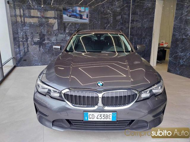 BMW 320 Argent Pastel