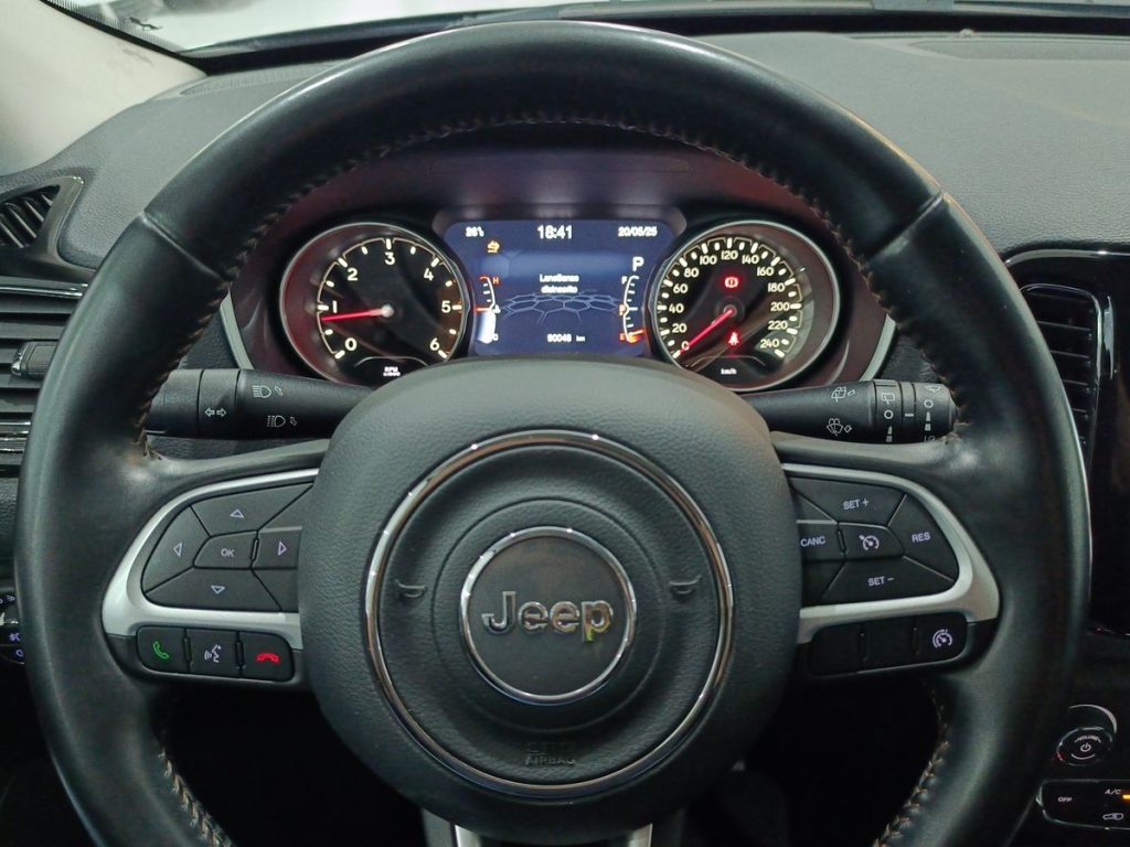 JEEP Compass 2.0 Multijet II aut. 4WD Limited - 17