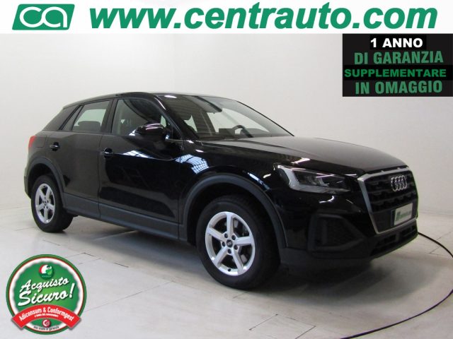 AUDI Q2 Nero pastello
