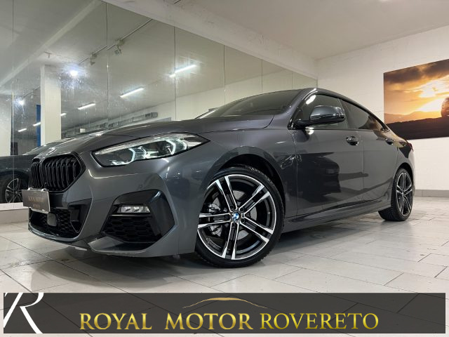 BMW 218 Grigio metallizzato