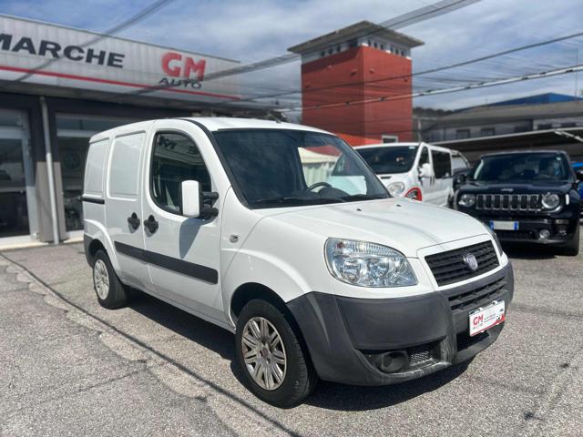 FIAT Doblo Bianco pastello