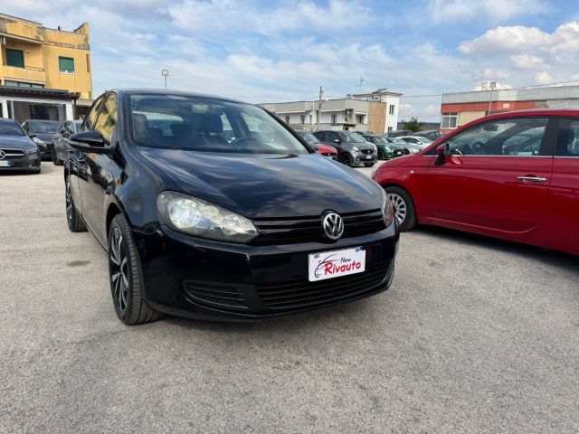 VOLKSWAGEN Golf Nero metallizzato