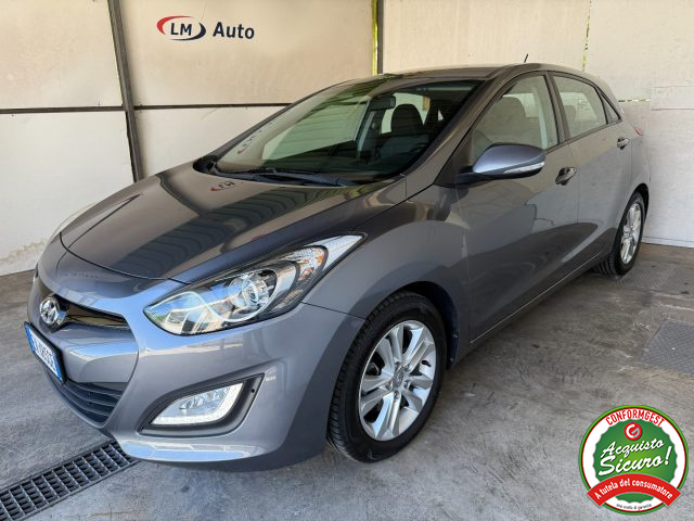 HYUNDAI i30 Grigio pastello
