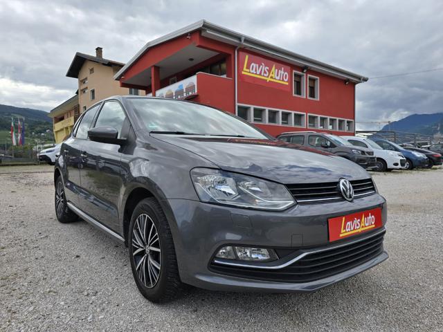 VOLKSWAGEN Polo Grigio pastello