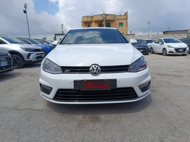 VOLKSWAGEN Golf Bianco perlato