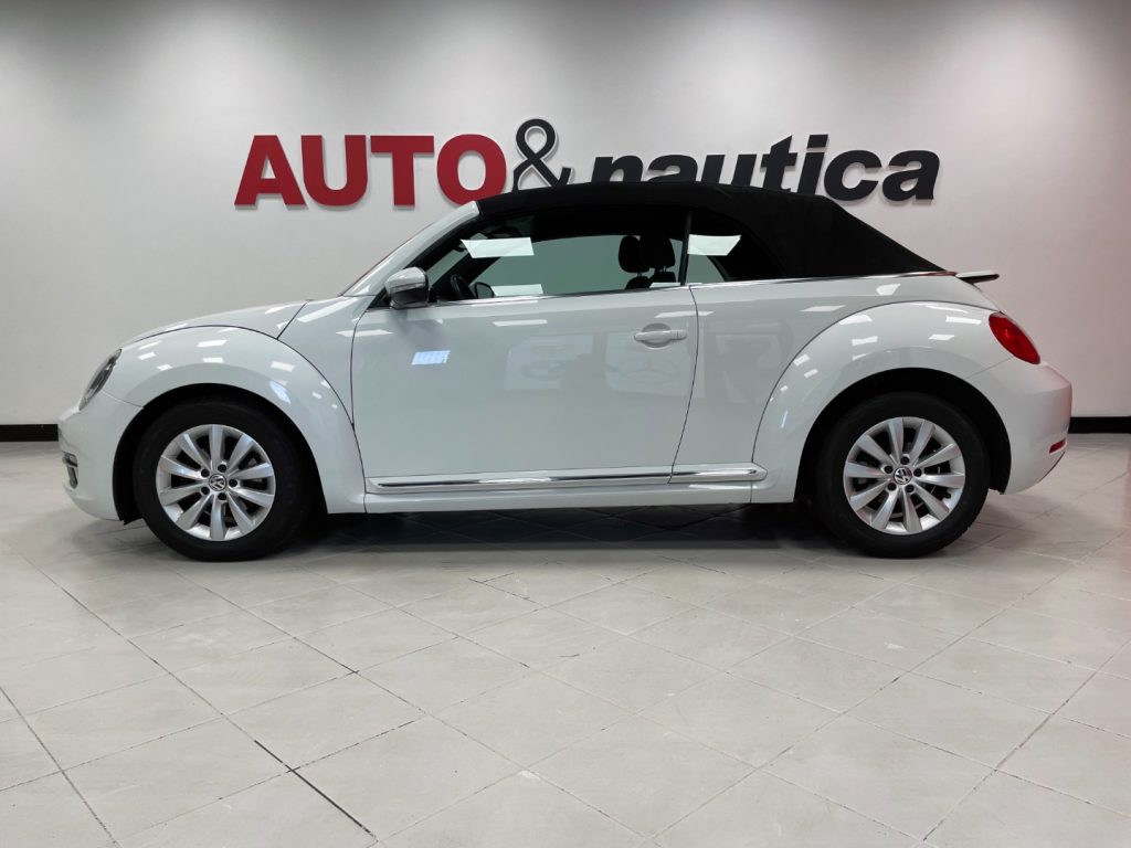 VOLKSWAGEN Maggiolino CABRIO 1.6 TDI DESIGN 105CV - 39