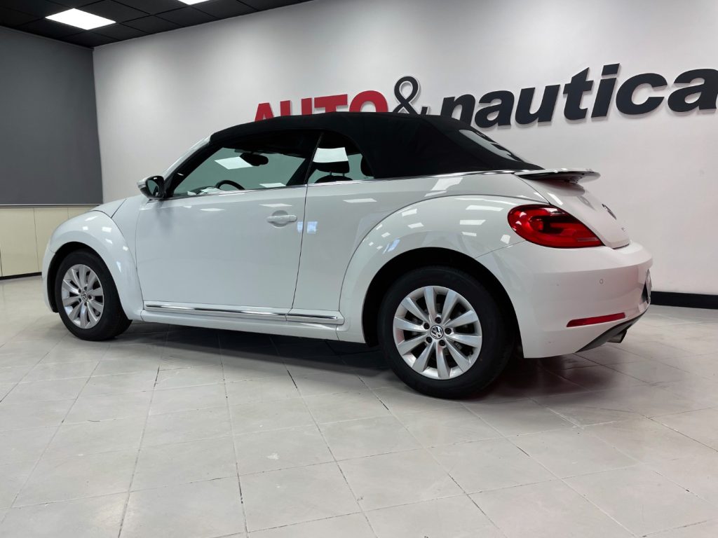 VOLKSWAGEN Maggiolino CABRIO 1.6 TDI DESIGN 105CV - 42