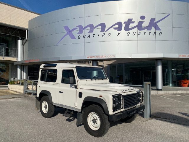 LAND ROVER Defender Bianco pastello