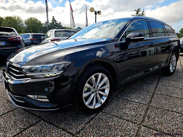 VOLKSWAGEN Passat Variant Nero metallizzato