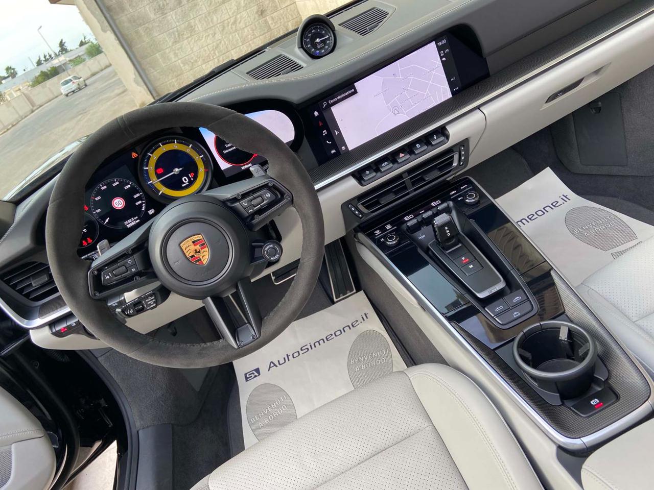 PORSCHE 992 992/911 Carrera 4S Cabriolet SPORT CHRONO-PASM. - 36