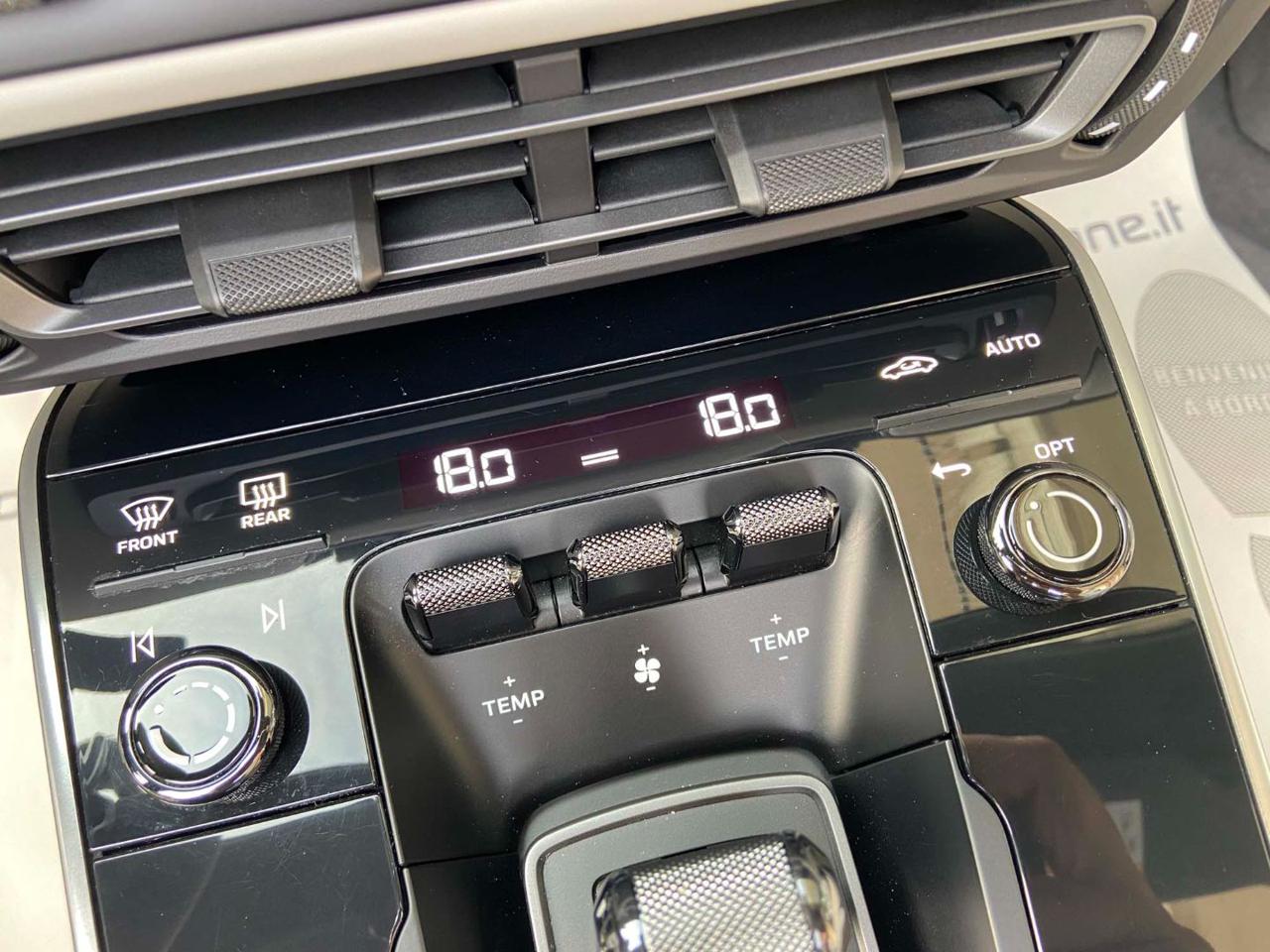 PORSCHE 992 992/911 Carrera 4S Cabriolet SPORT CHRONO-PASM. - 46