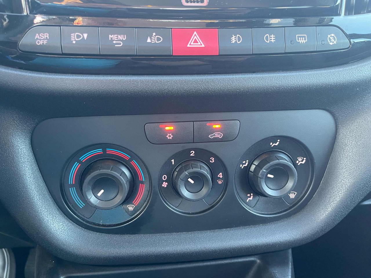 FIAT Doblo Doblò 1.6 MJT 105CV S&S PL Combi Maxi N1 Lounge - 17