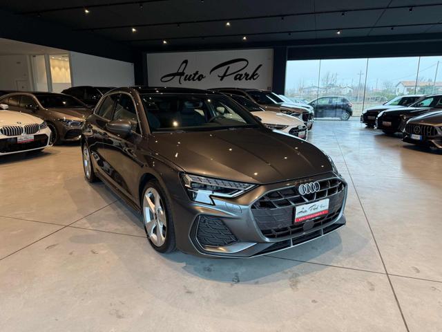 AUDI A3 Grigio scuro metallizzato