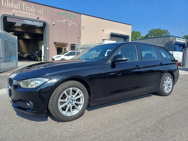 BMW 318 Nero pastello