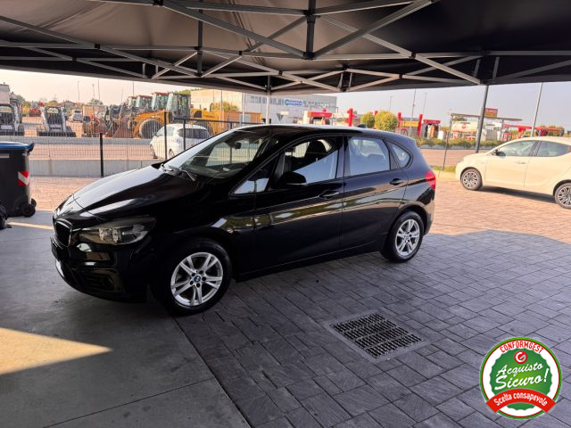 BMW 218 Nero metallizzato