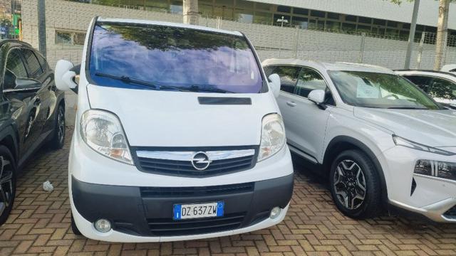OPEL Vivaro Bianco pastello