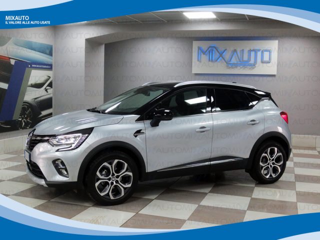 RENAULT Captur Argento metallizzato