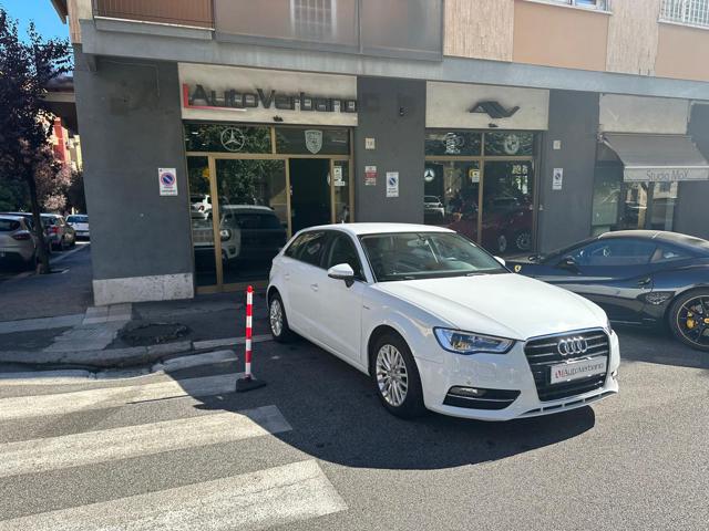 AUDI A3 Bianco pastello