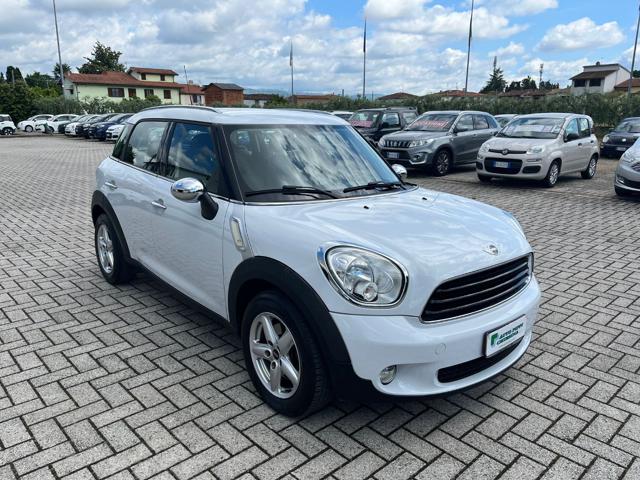 MINI Countryman Bianco pastello
