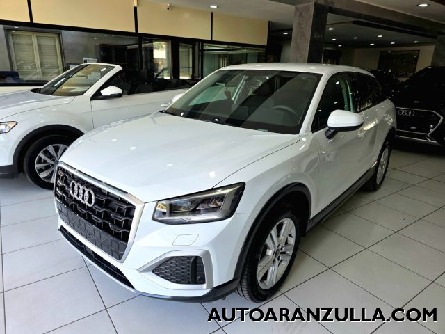 AUDI Q2 Bianco metallizzato