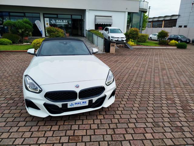 BMW Z4 Bianco pastello