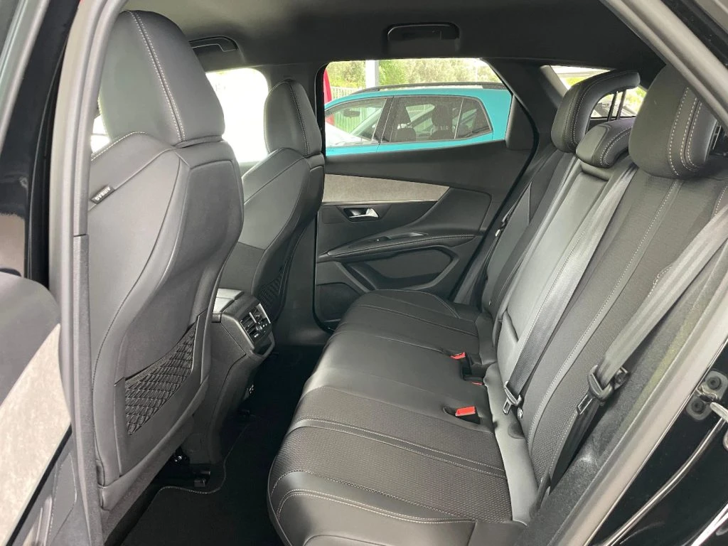 PEUGEOT 3008 PureTech Turbo 130 S&S GT #VARI COLORI - 12