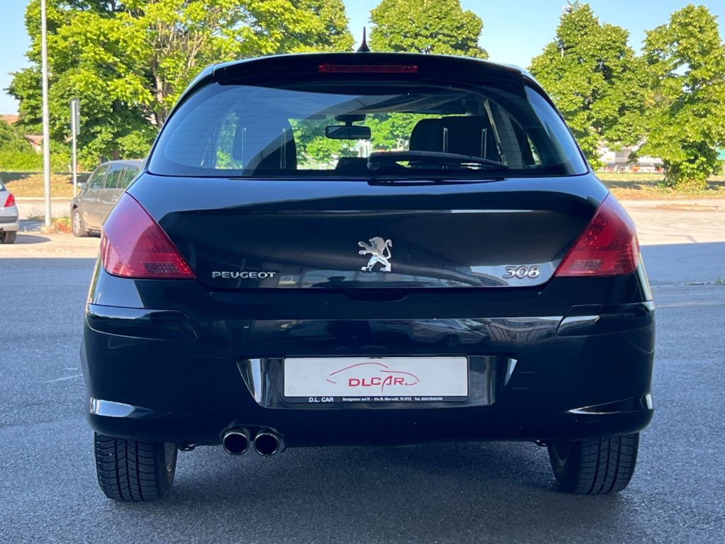 http://graphics.gestionaleauto.com/gonline_graphics/22326296_O_6824c62280349.jpg