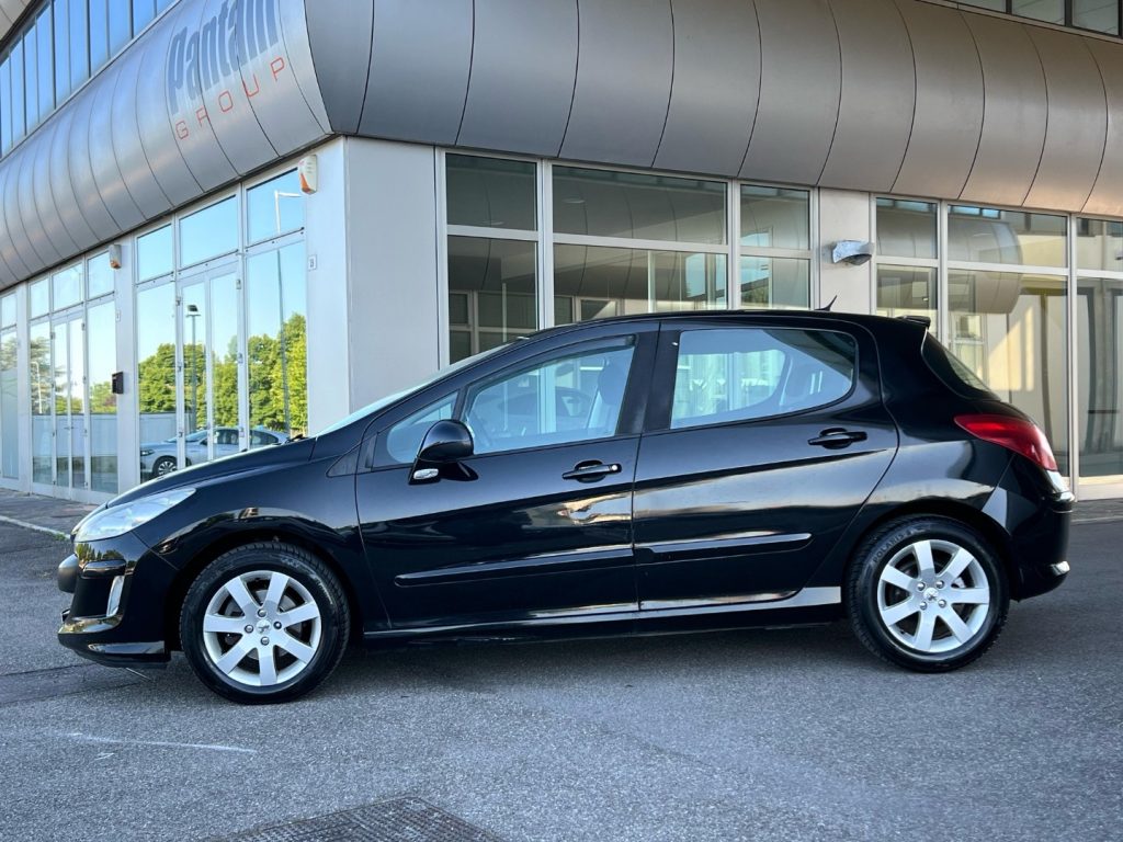 http://graphics.gestionaleauto.com/gonline_graphics/22326296_O_6824c7cf34665.jpg