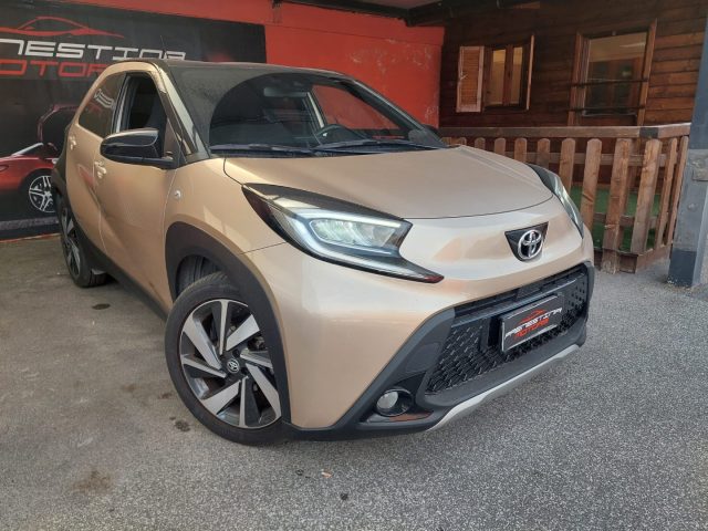 TOYOTA Aygo X Grigio metallizzato